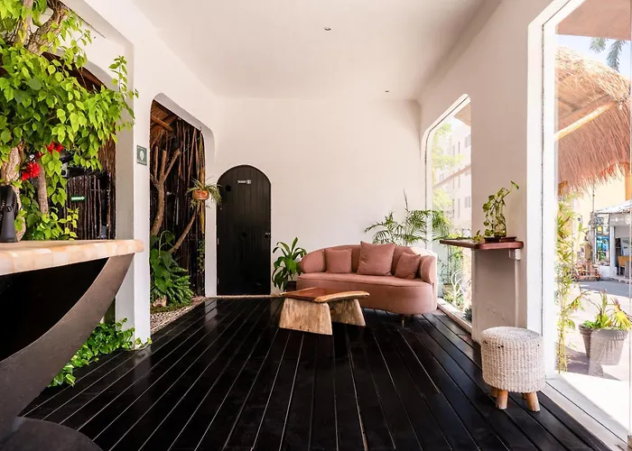 Kinbe Boutique Hotel