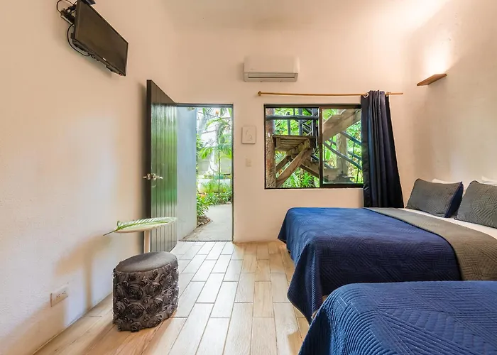 Kinbe Boutique 4*