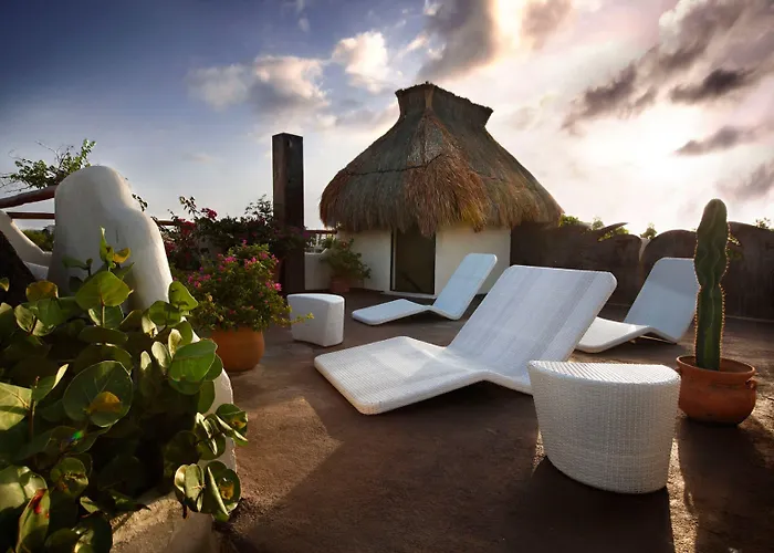 Kinbe Boutique Hotel 4*